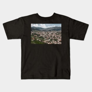 A Country That Said Goodbye © Kids T-Shirt